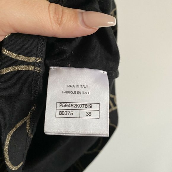 CHANEL Black Camellia Gold Glitter 2018 T- Shirt - Picture 2 of 4